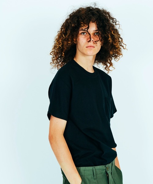 

C.E.L.STORE Футболка с короткими рукавами и карманом, GILDAN, черный