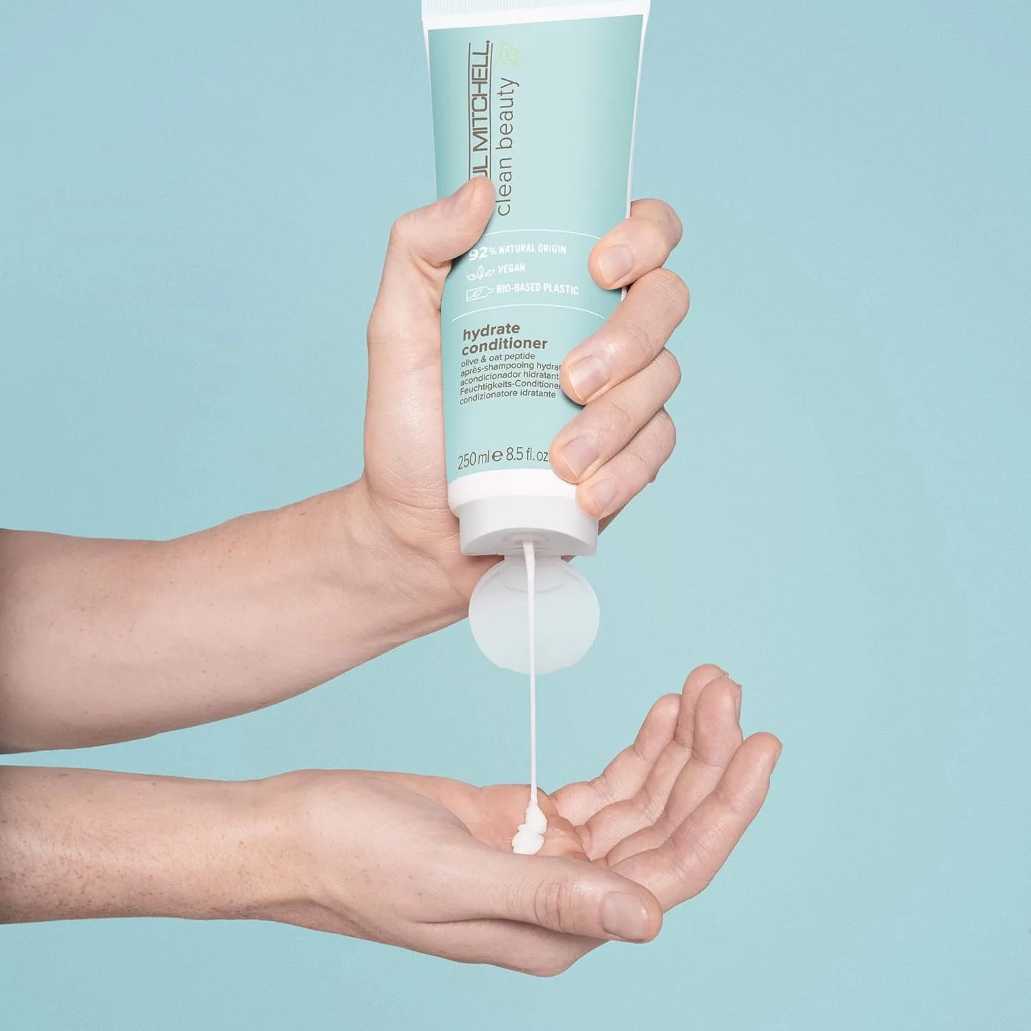 Кондиционер Paul Mitchell Clean Beauty Hydrate, интенсивно питающий, улучшает управляемость, для сухих волос. 1000 мл (.), Olive — фото 2