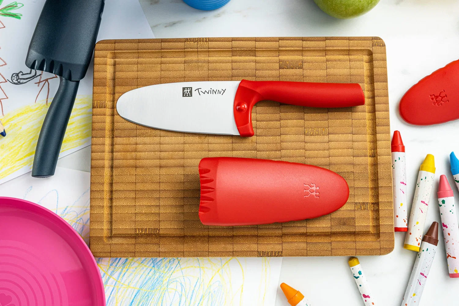 Детский кухонный нож ZWILLING TWINNY для начинающих с закругленным кончиком 10 см, красный — фото 2