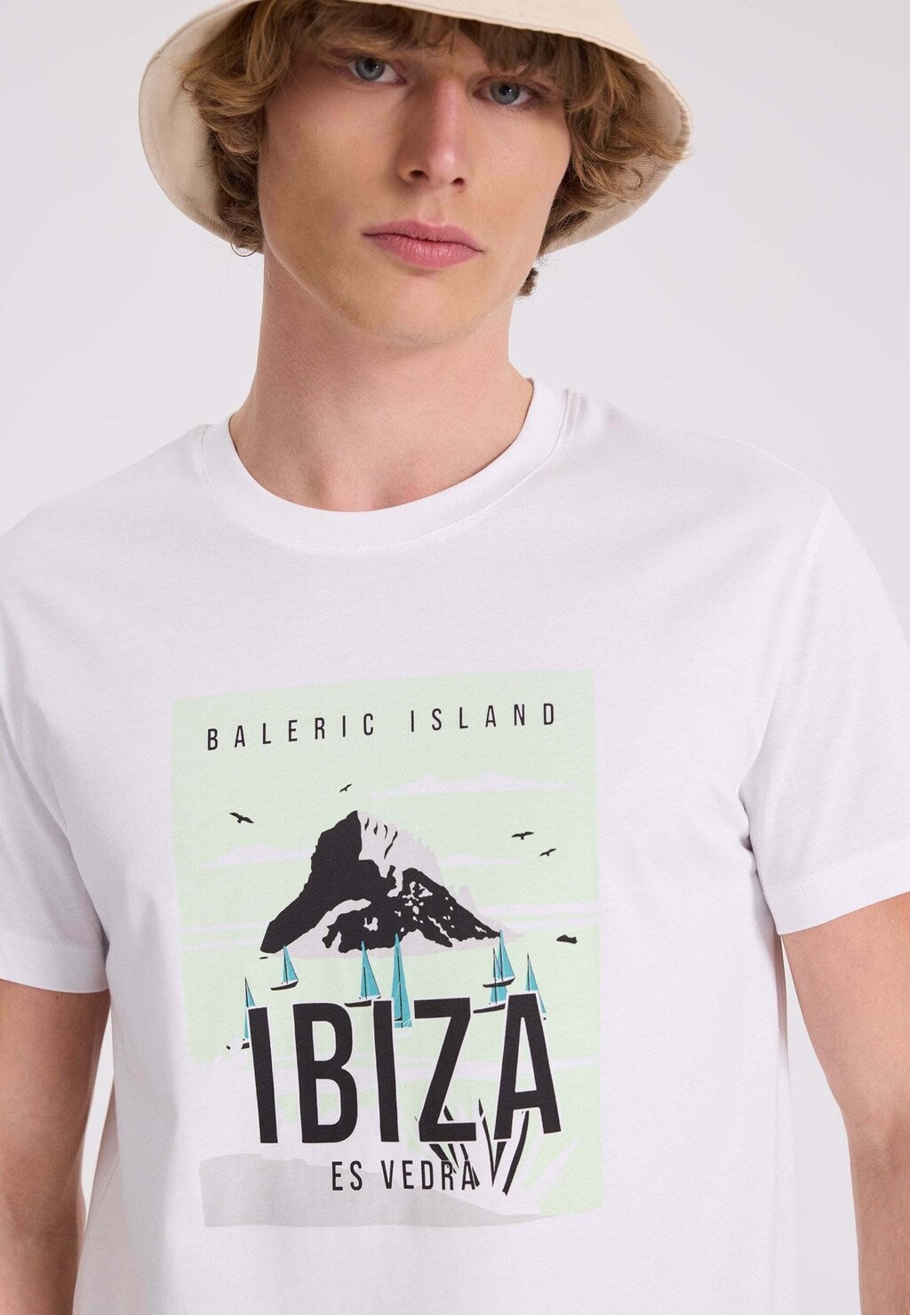 

Футболка с принтом VACA IBIZA WESTMARK LONDON, белый