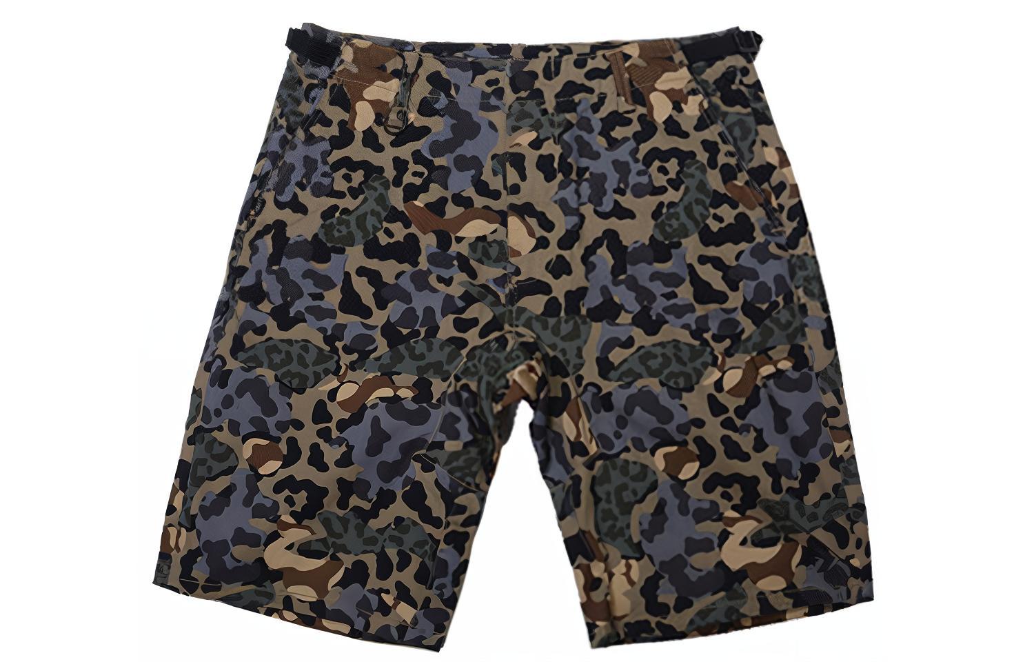 

Камуфляжные повседневные шорты мужские серо-зеленые Converse