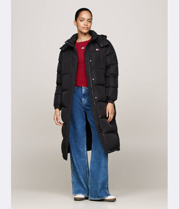 

Пуховик женский Tommy Jeans длинный с капюшоном, черный