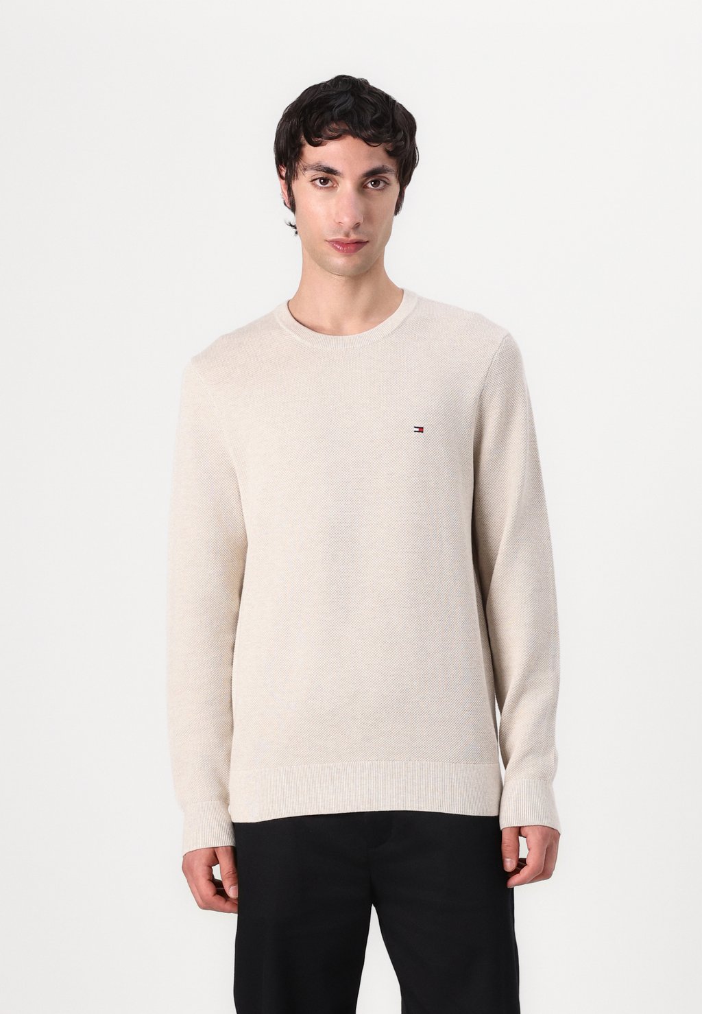 

Джемпер ESSENTIAL STRUCTURE CREW NECK Tommy Hilfiger, кремовый
