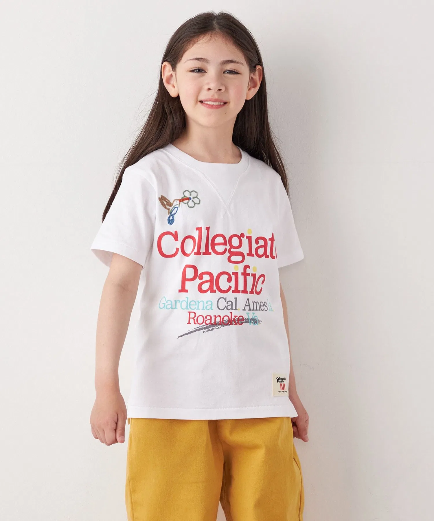 Детская футболка Collegiate Pacific с принтом и вышивкой, белая — фото 4