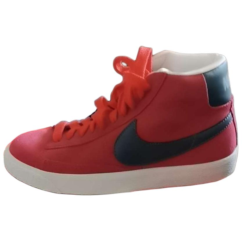 

Кроссовки Blazer Mid для скейтбординга женские, среднего размера, красный Nike