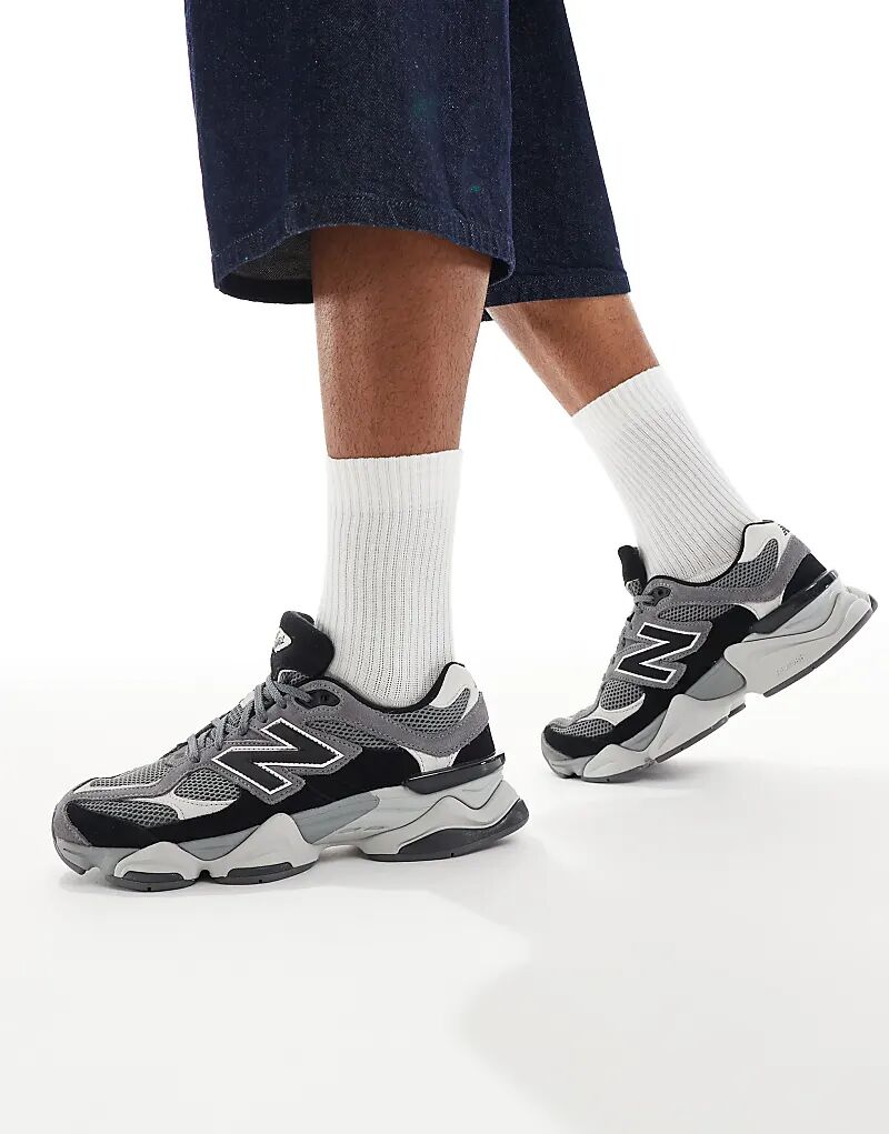

Кроссовки New Balance 9060 черного и серого цветов