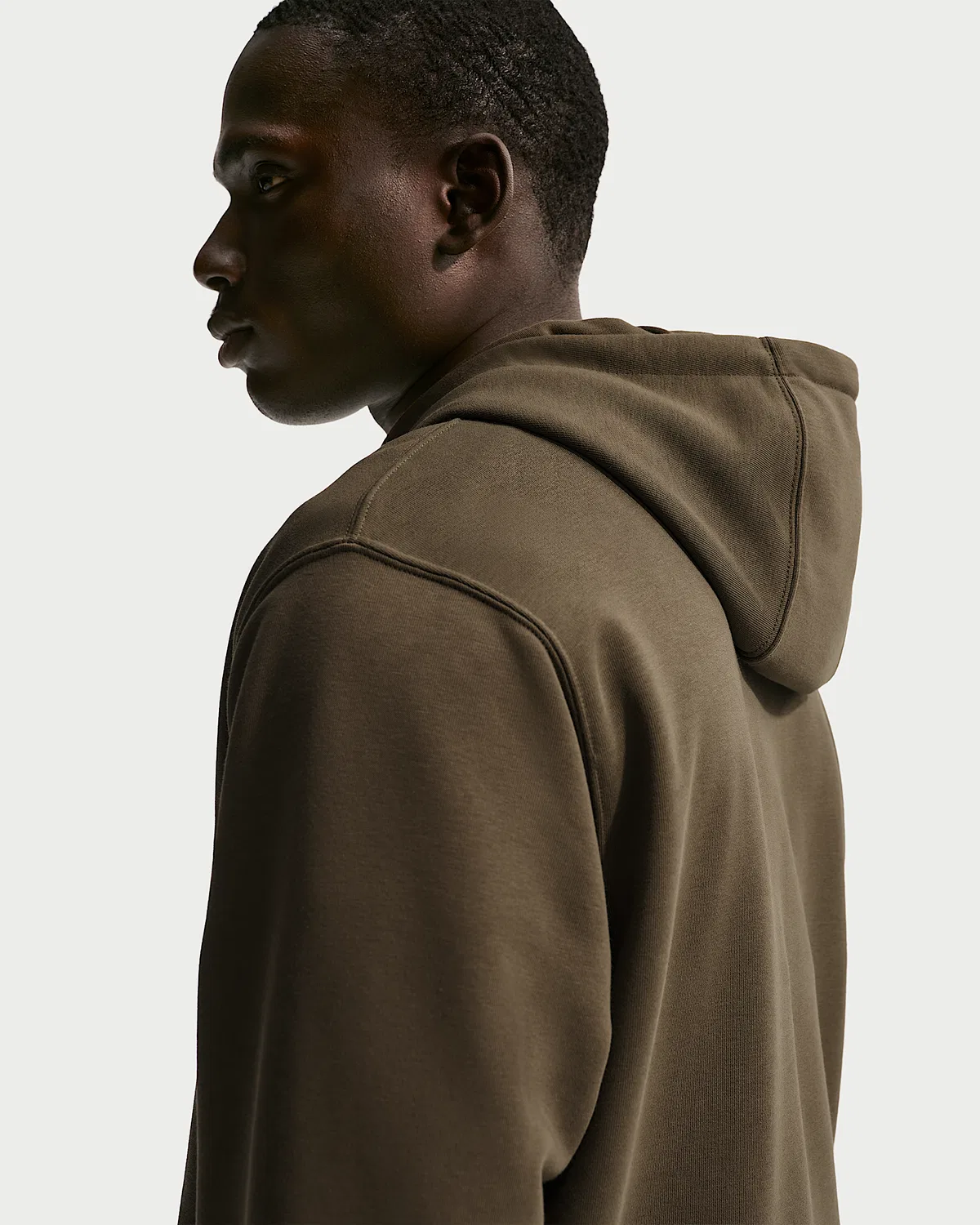Мужская теннисная худи-пуловер NikeCourt Heritage Dri-FIT French Terry, Dark Hazel/Saffron Quartz — фото 2