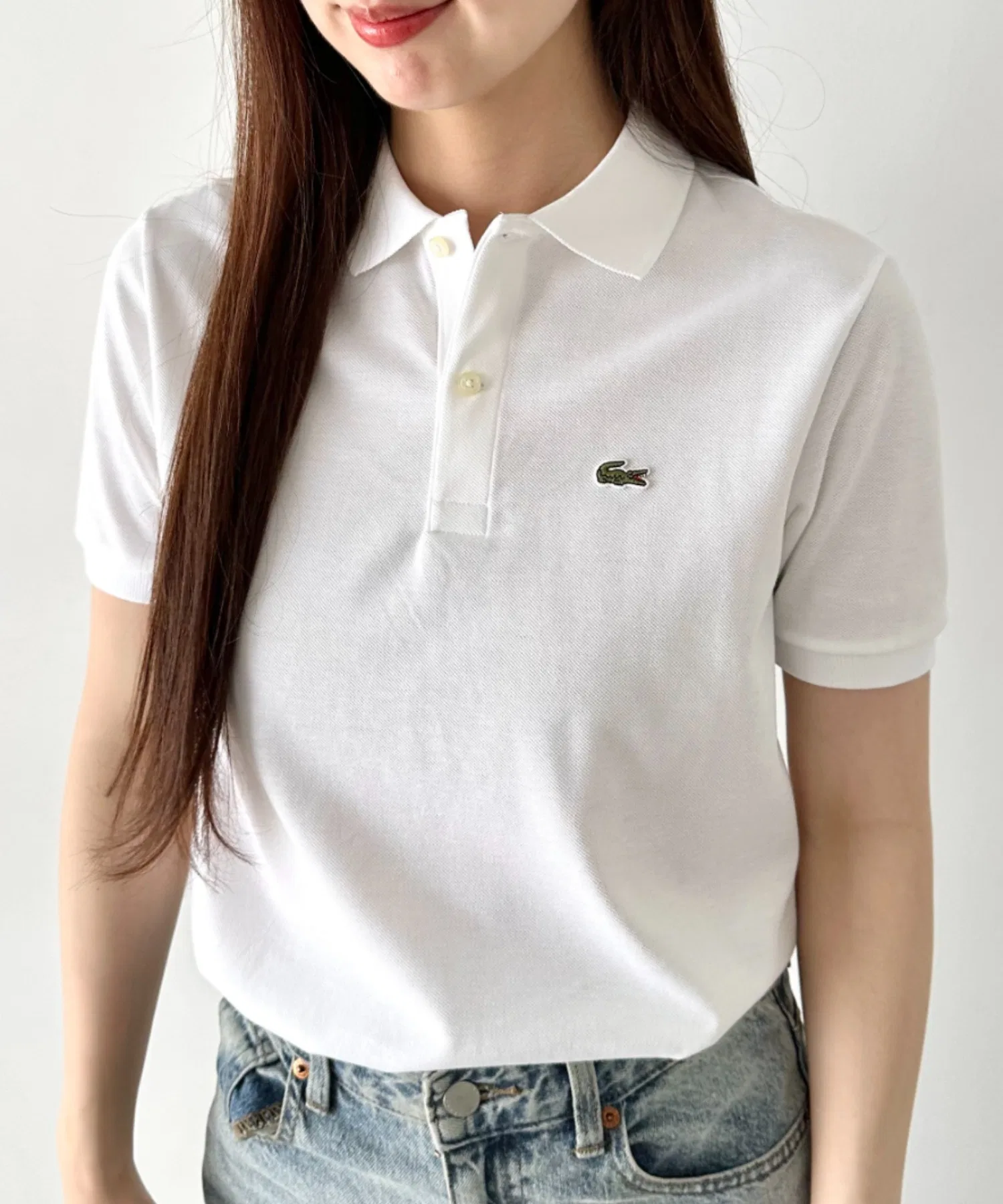Рубашка-поло LACOSTE Petit Piqué, однотонная, с вышивкой, белая