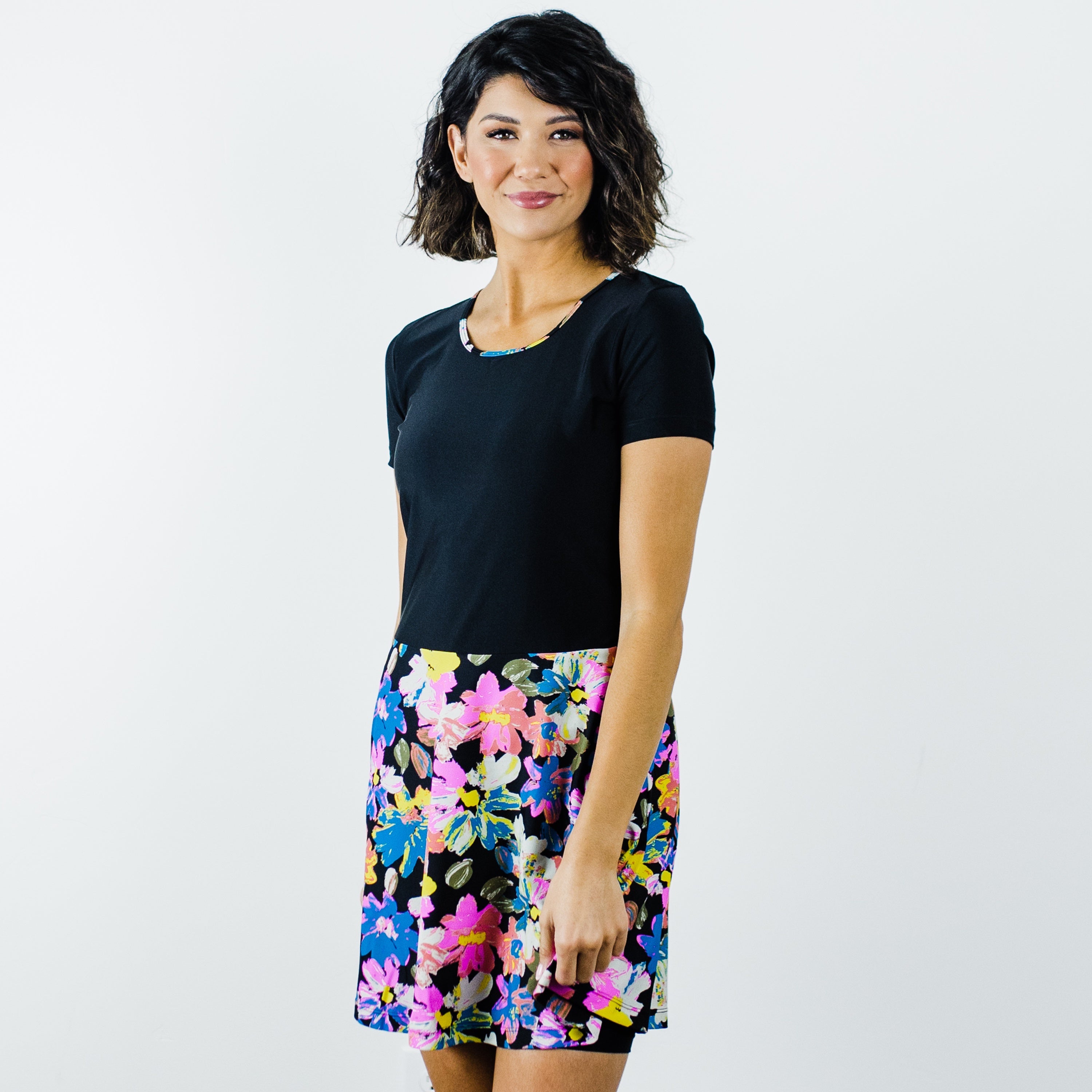 

Женское винтажное платье для плавания с коротким рукавом Calypsa, цвет black/graffiti garden