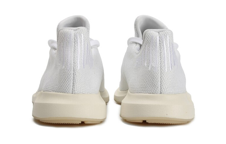 Adidas originals Swift run Кроссовки Женские — фото 4