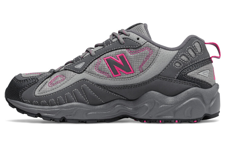 Женские кроссовки New Balance NB 703 для активного отдыха