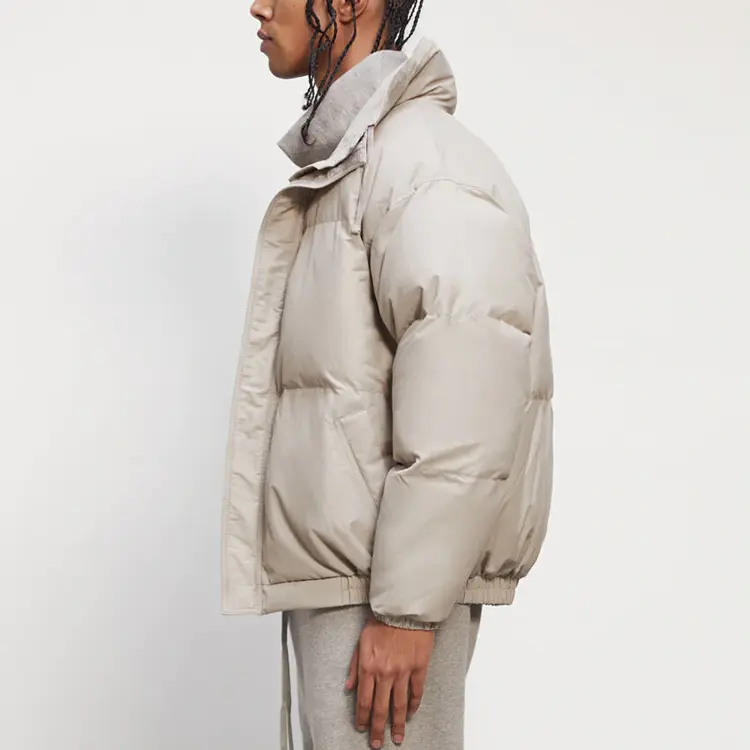 FW20 Стеганая куртка унисекс Moss Fear Of God Essentials, цвет Moss — фото 4
