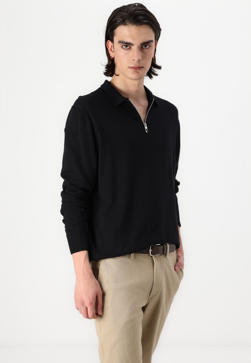 

Джемпер JJEEMIL HALF ZIP Jack & Jones, черный
