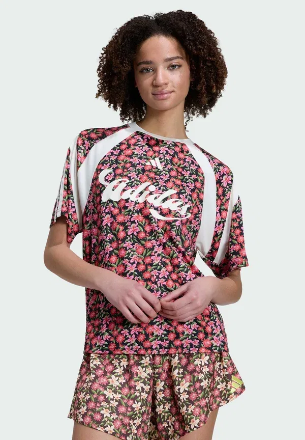 Футболка Adidas x farm rio house of tiro jersey print t-shirt Adidas Sportswear, черный/кремово-белый/мультиколор