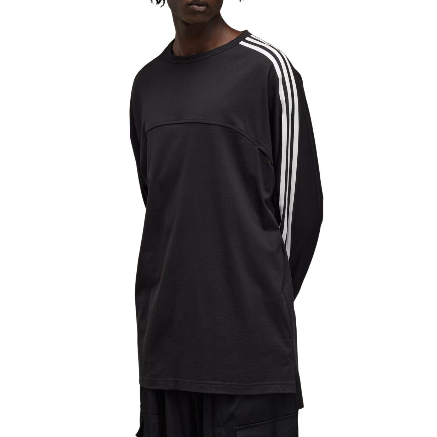 Футболка с длинными рукавами Adidas Y-3 3-Stripes, черная, модель — фото 2