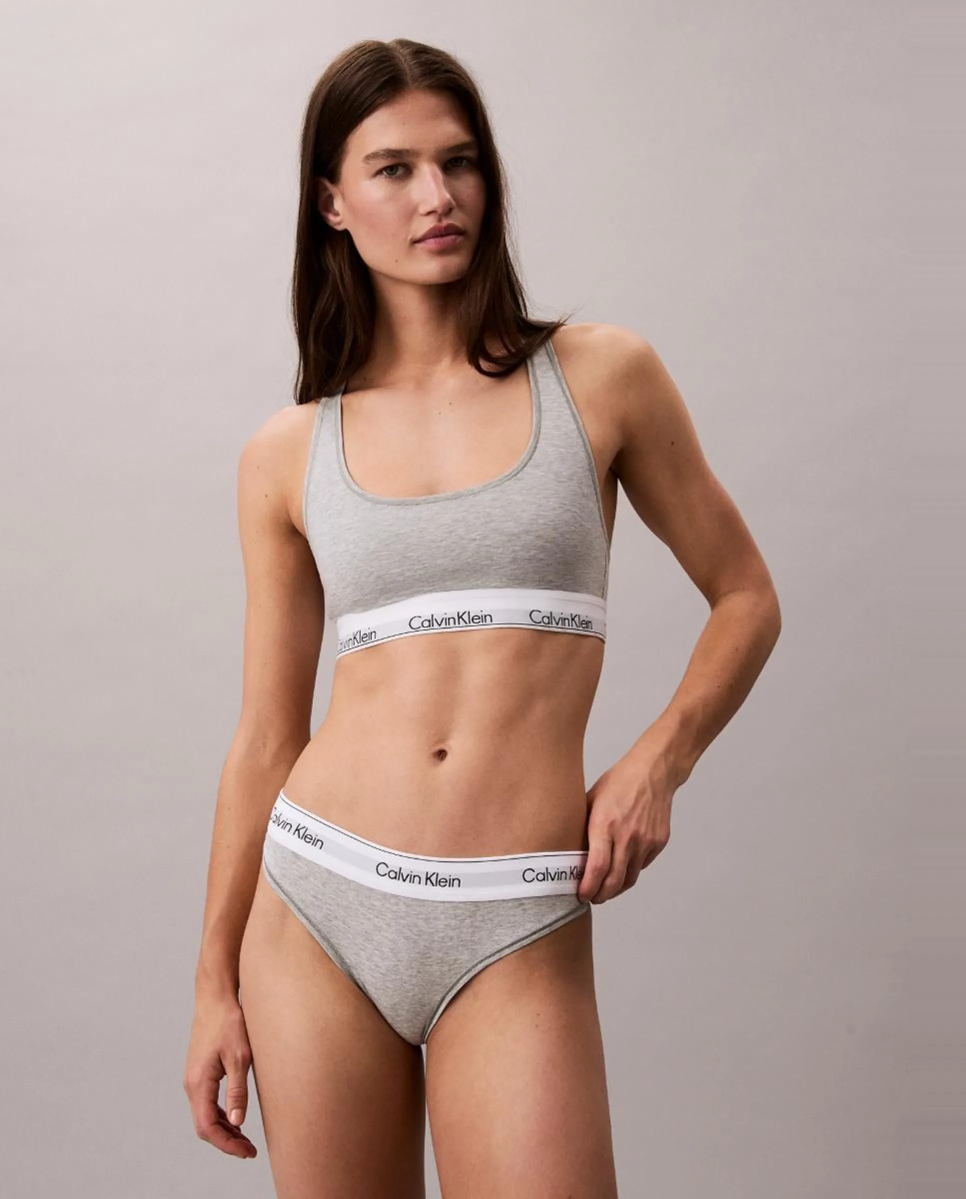 Женские трусы-танга ICON COTTON MODAL Calvin Klein, серый — фото 2