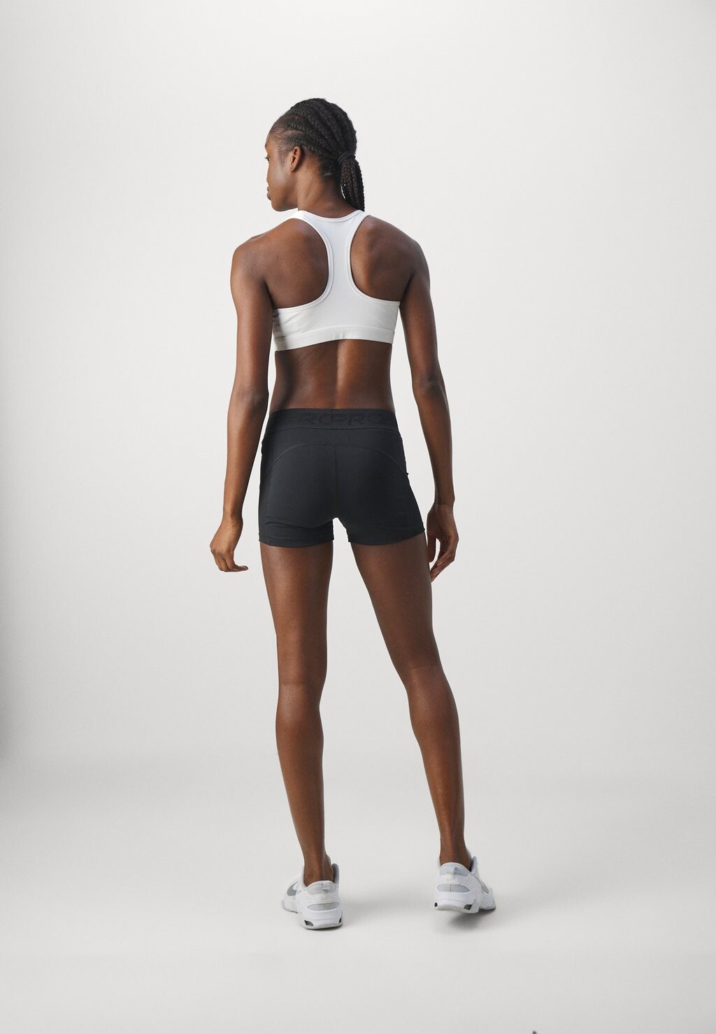 

Леггинсы Short Nike, черный/белый