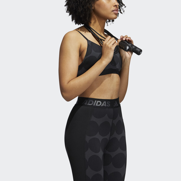 

Спортивное нижнее белье женское черное Adidas