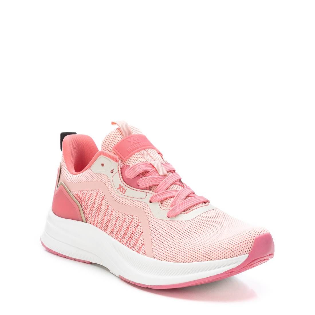Женские кроссовки на шнуровке от XTI_, цвет light/pastel pink — фото 2