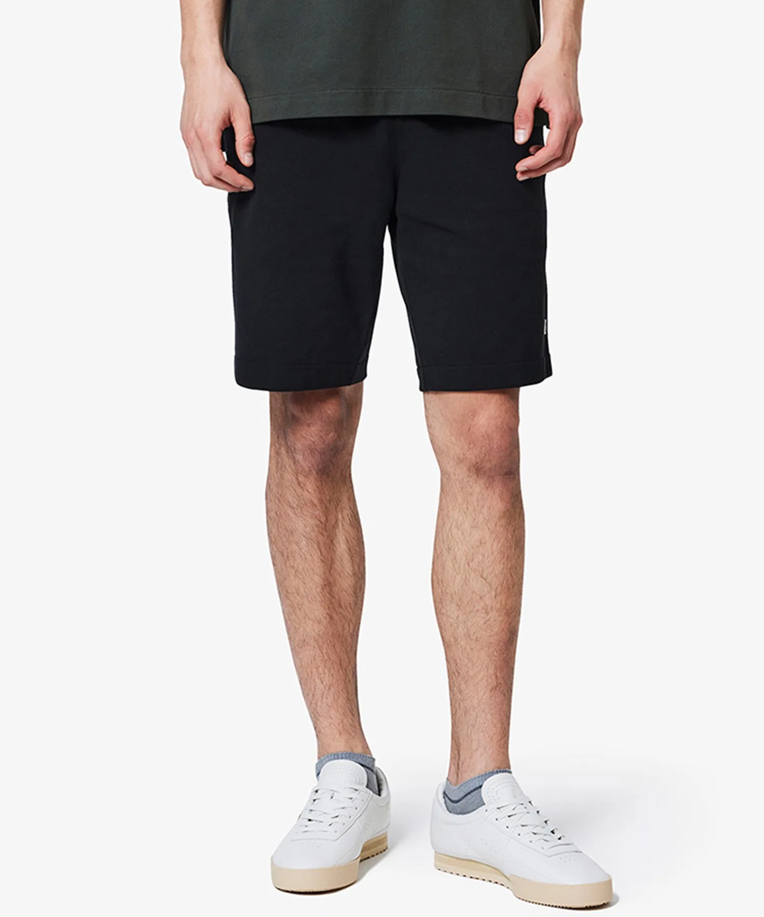 Унисекс шорты из хлопка Lacoste L.12.12 чёрные
