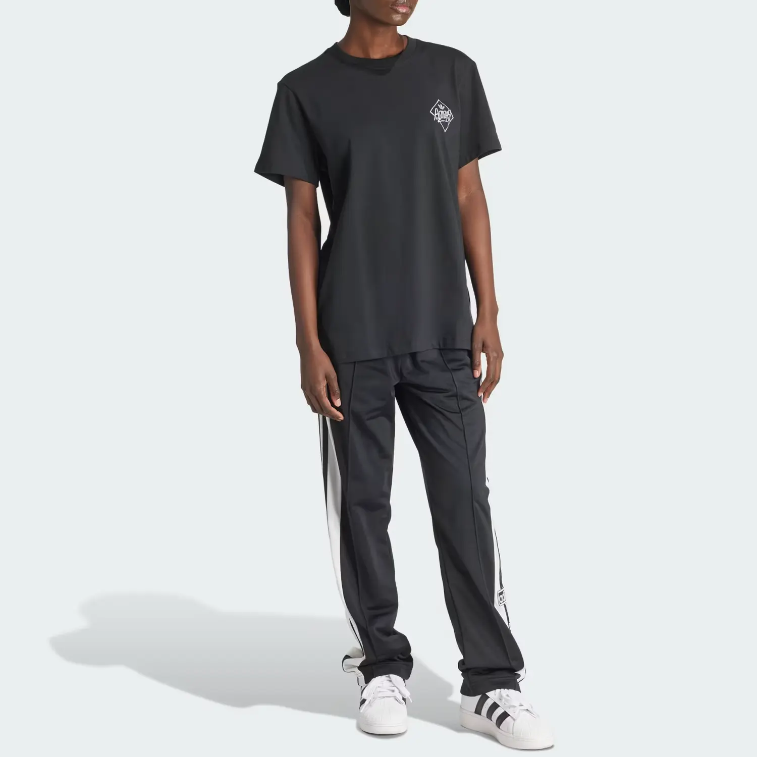 Adidas Originals Футболка женская черная — фото 4