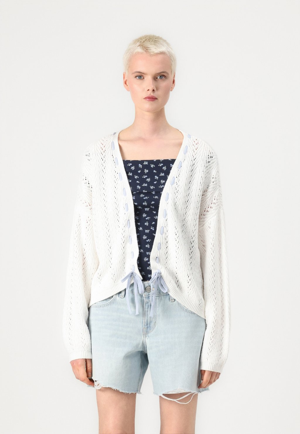 

Кардиган NONCLOSURE LOFTY Hollister Co., белый