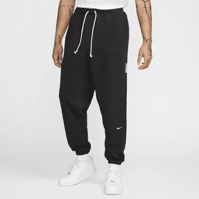 

Брюки Nike Standard Issue, цвет Black/Pale Ivory