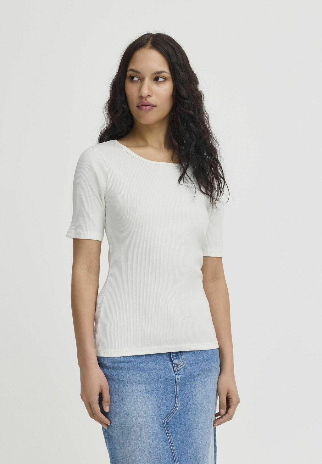 

Базовая футболка IHPALMER ICHI, белый