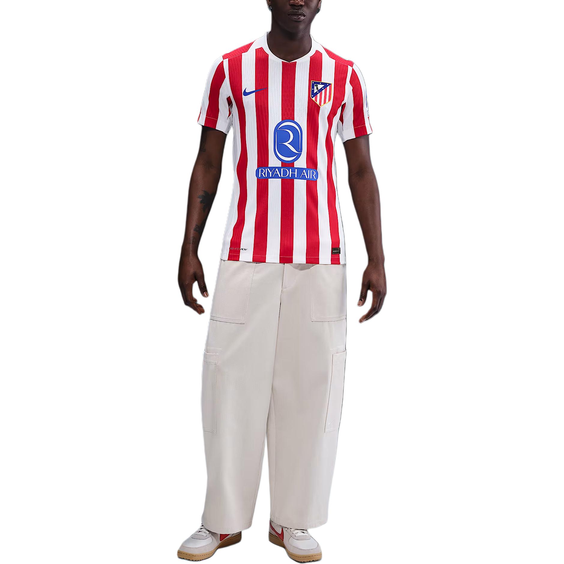 Футболка Atlético Madrid 2025/26 Stadium Home Big Kids' Dri FIT Soccer Replica Jersey Nike, красно-белый — фото 3