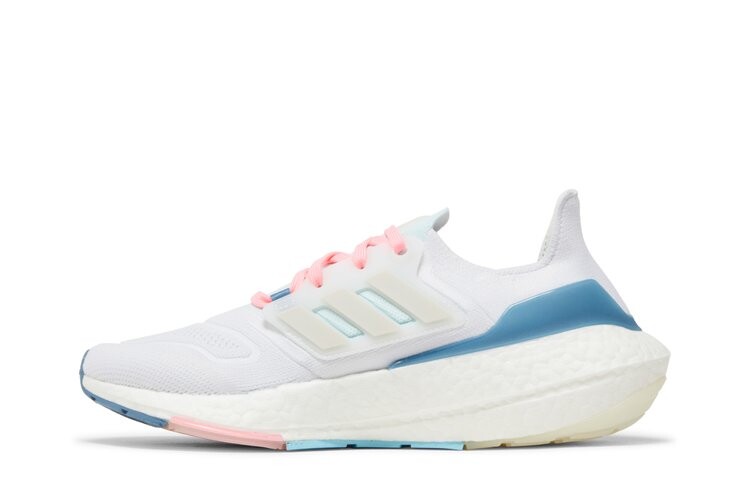 Кроссовки Adidas Wmns UltraBoost 22, белый — фото 3
