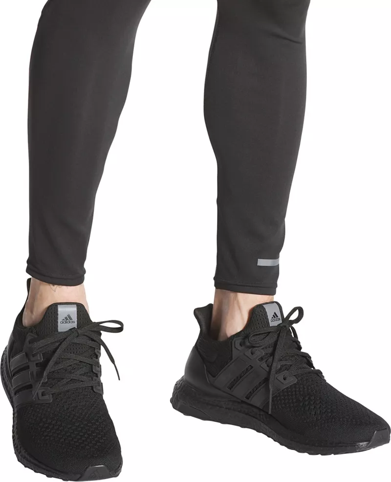 Мужские кроссовки Adidas Ultraboost 1.0 DNA, цвет Triple Black — фото 3
