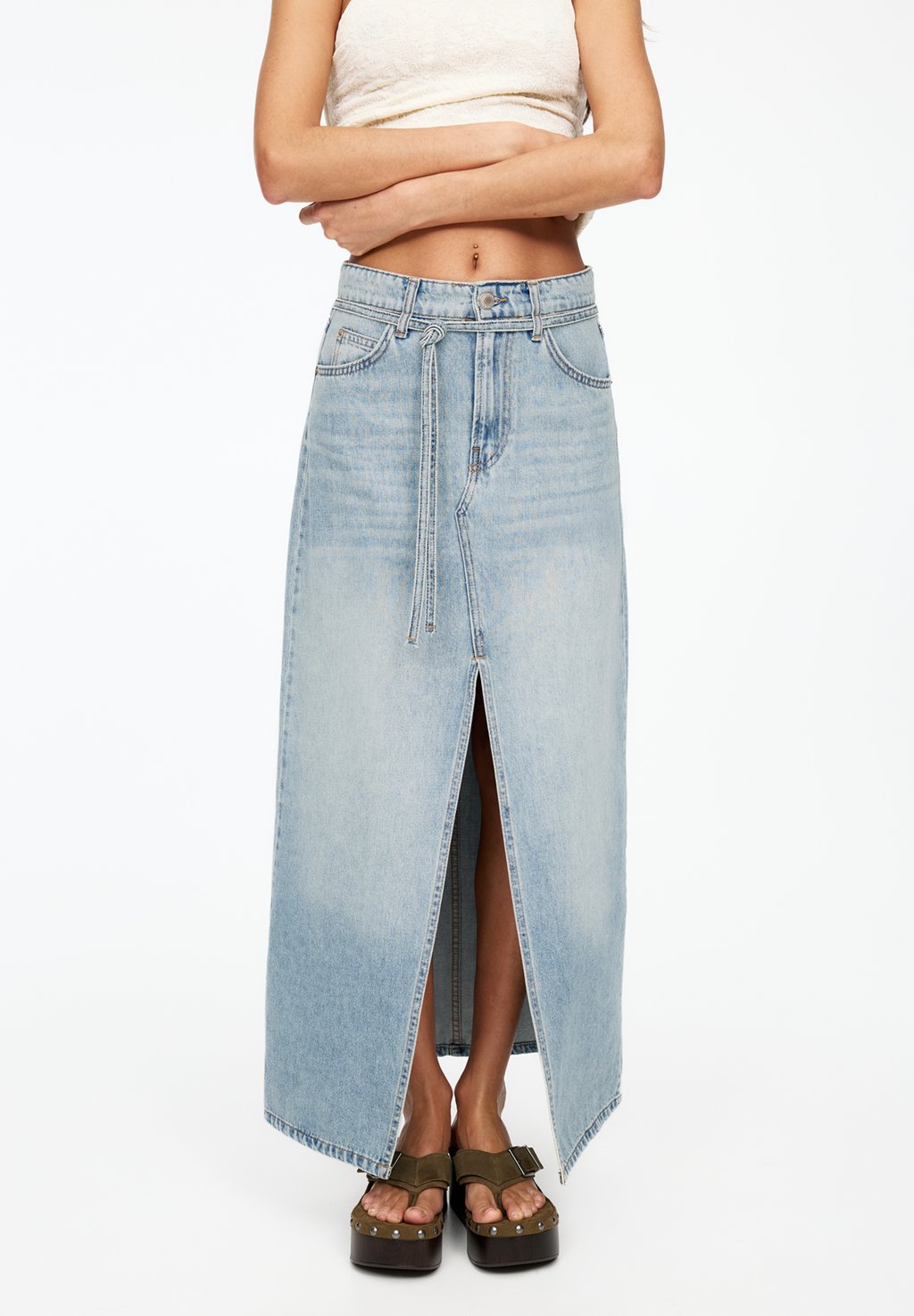 

Джинсовая юбка BELTED MIDI PULL&BEAR, цвет Blue Denim