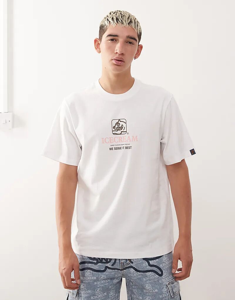 

Футболка с надписью «Мороженое, мы его лучше всего подаём» белого цвета
