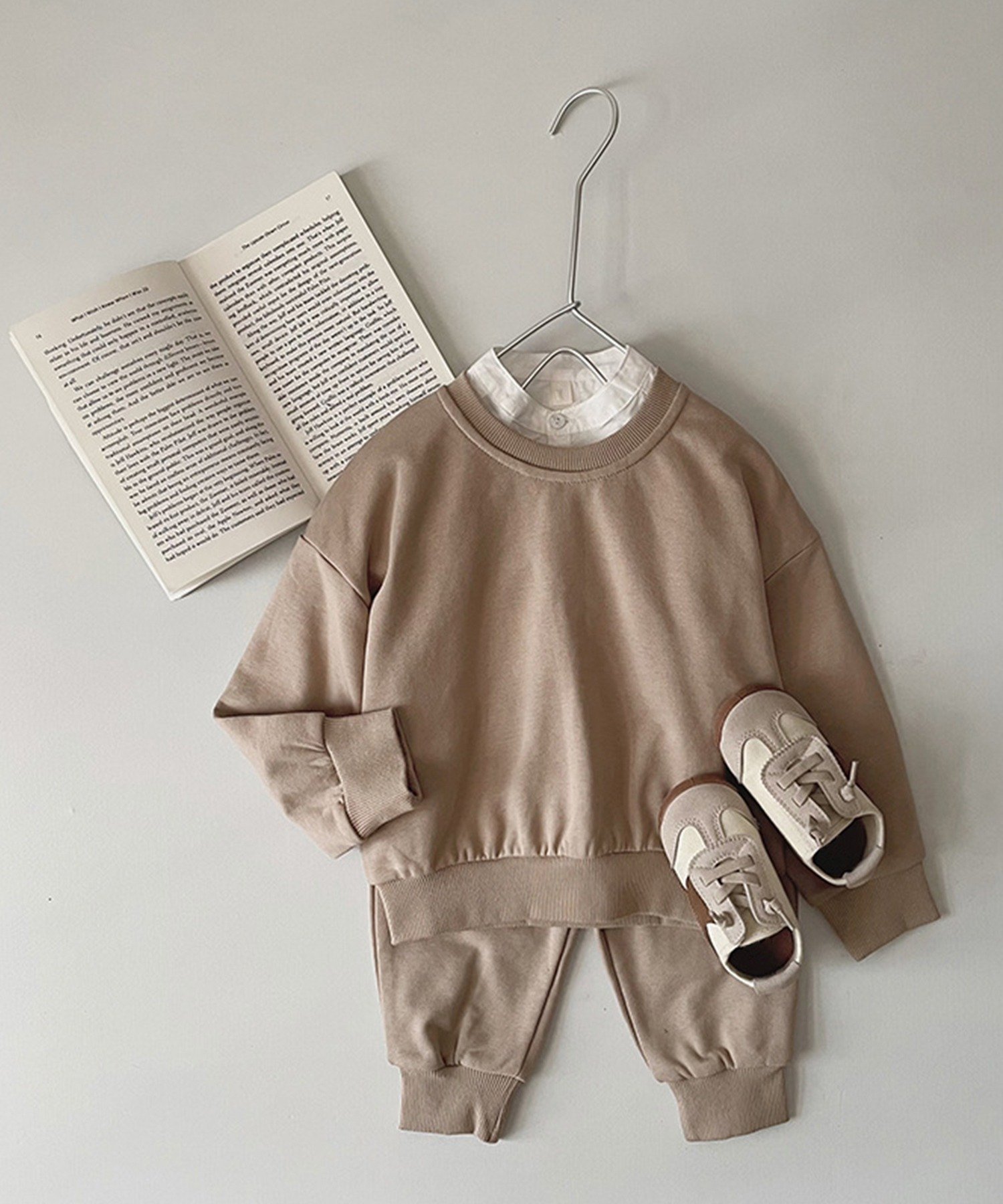 Комплект спортивного костюма Aimoha Kids, chocolate