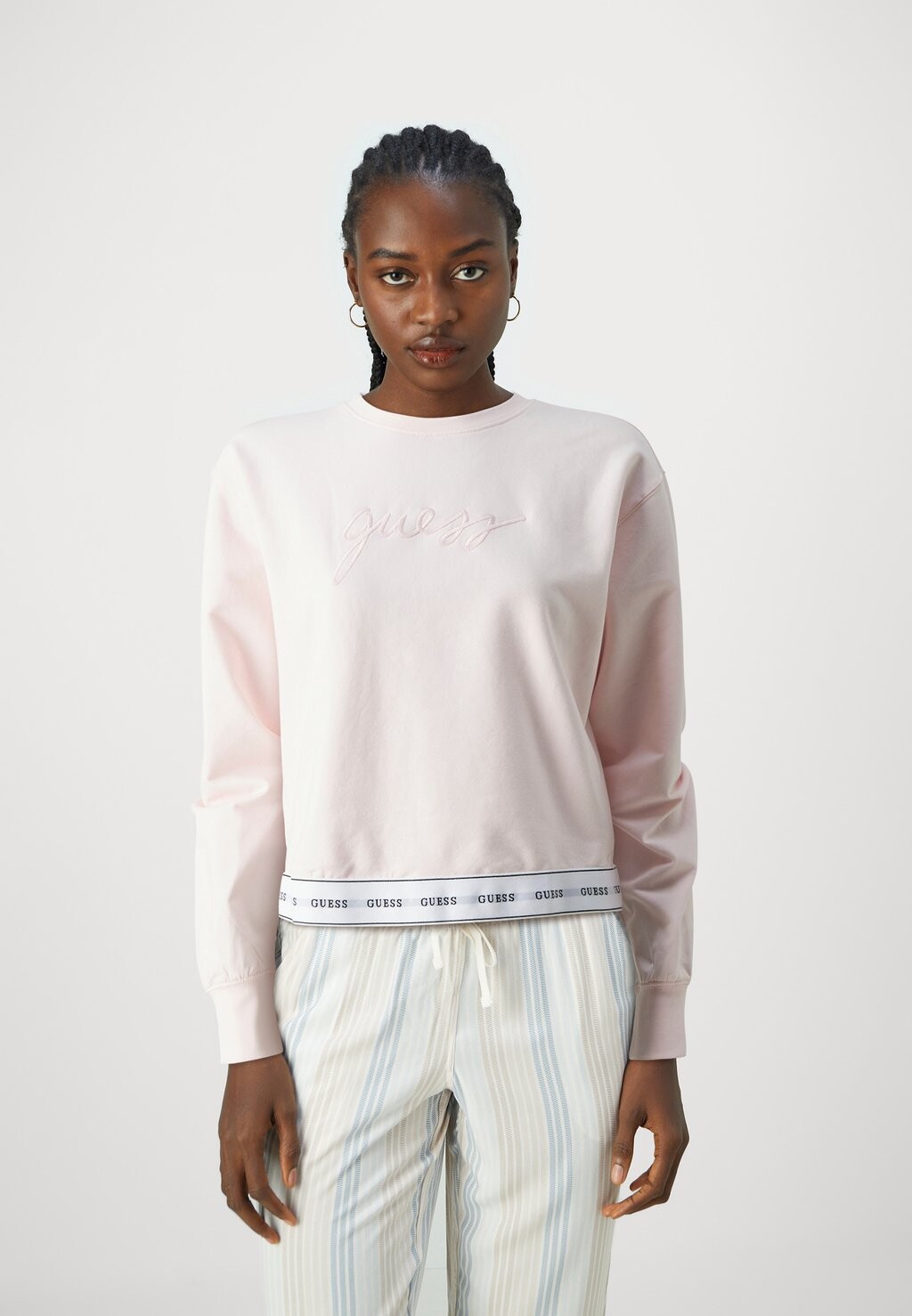 

Пижамная футболка CARRIE ROUND NECK Guess, розовый