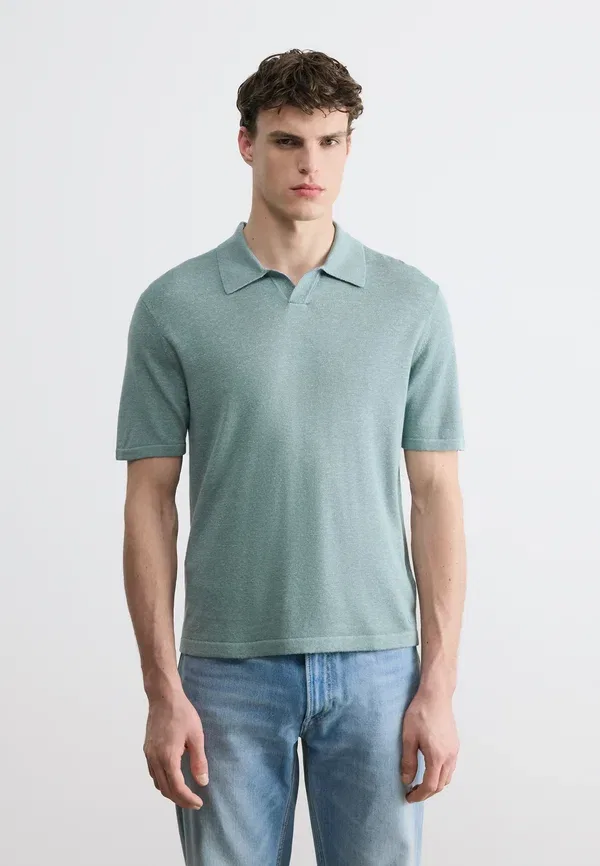 Футболка поло Calvin Klein Johnny, цвет замороженная ель