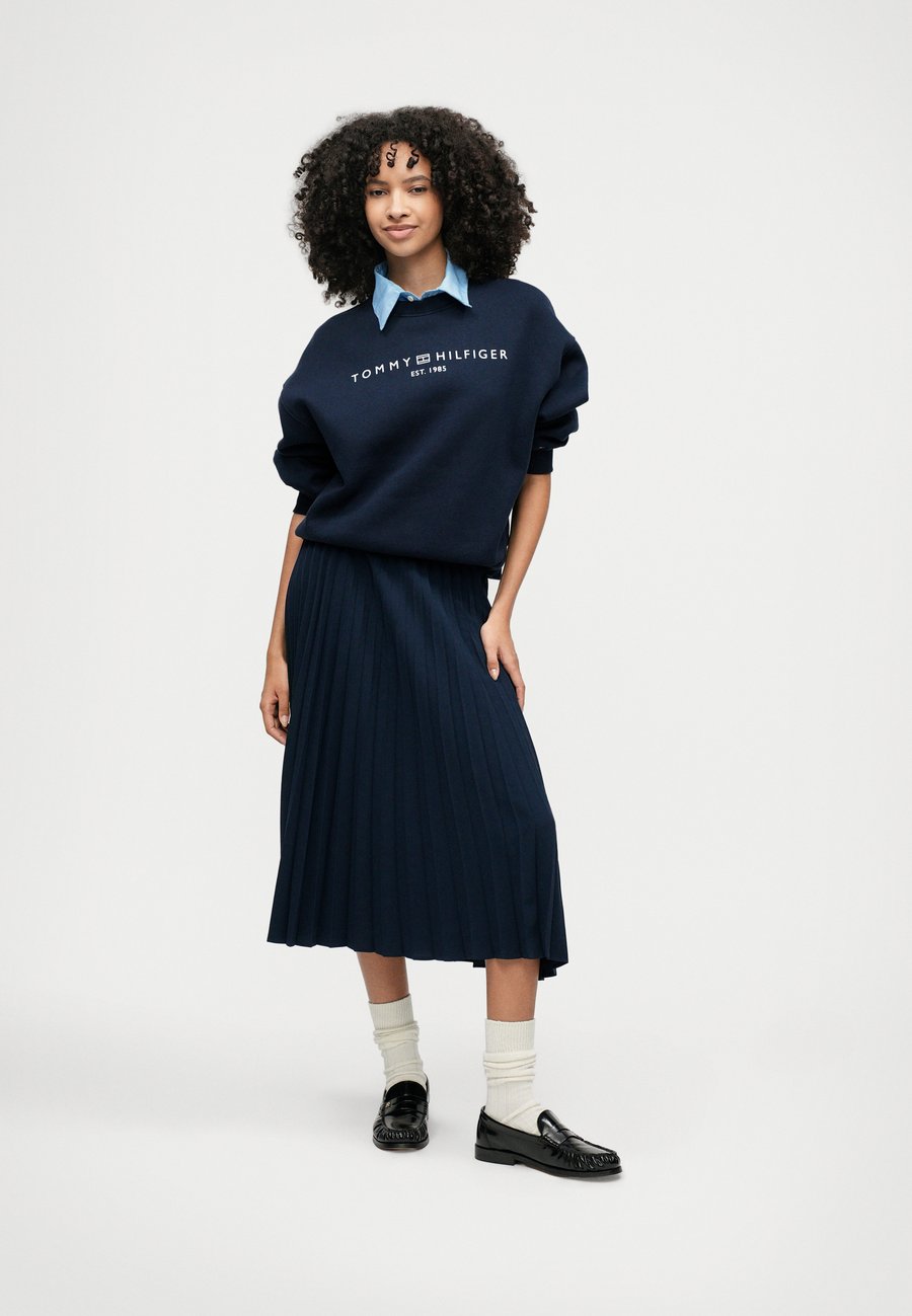 Юбка Tommy Hilfiger FLUID PLEATED PULL ON MIDI SKIRT, Dark Night Navy/Dark Blue — фото 2