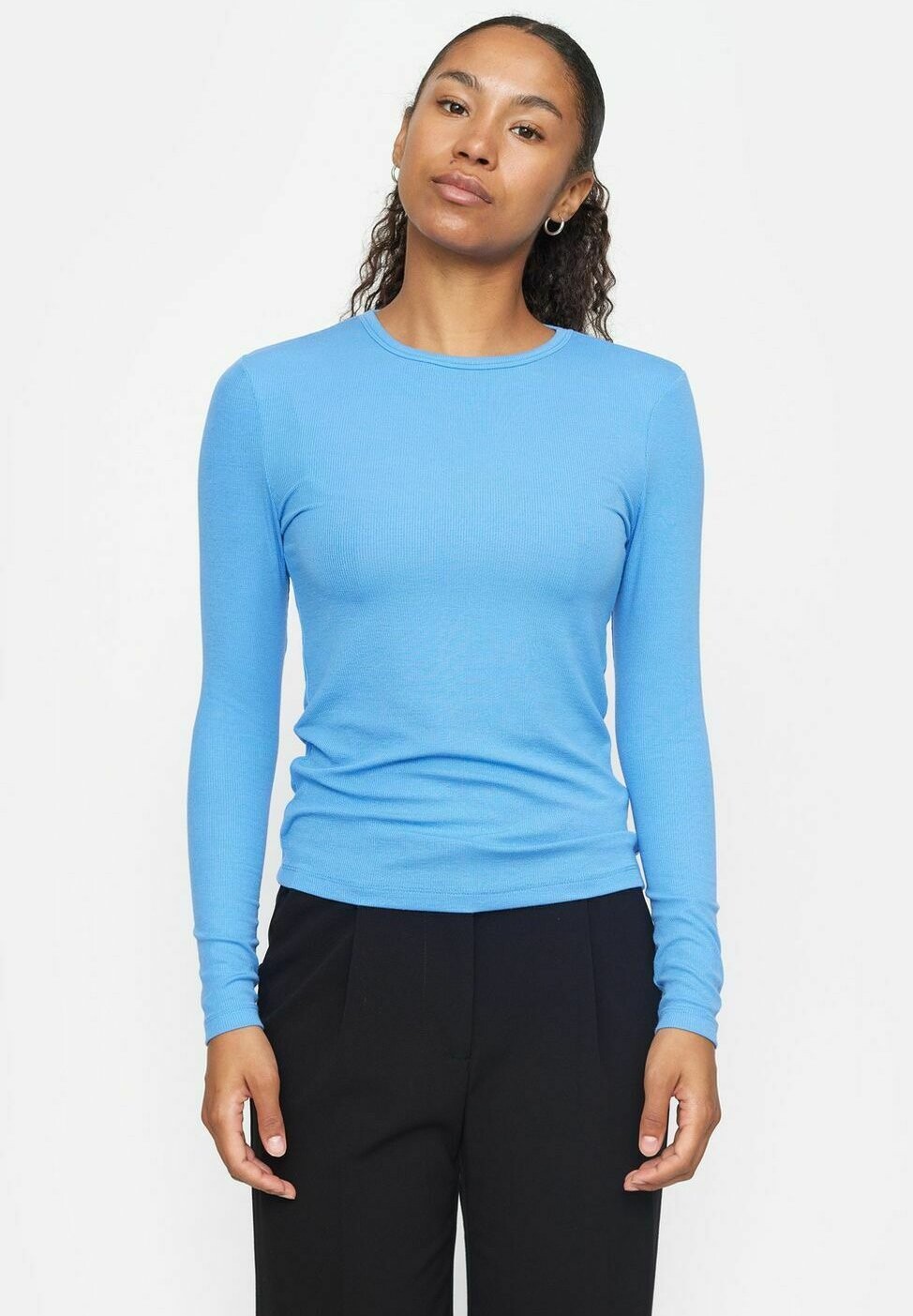 

Рубашка с длинным рукавом FENJA O NECK Soft Rebels, цвет regatta