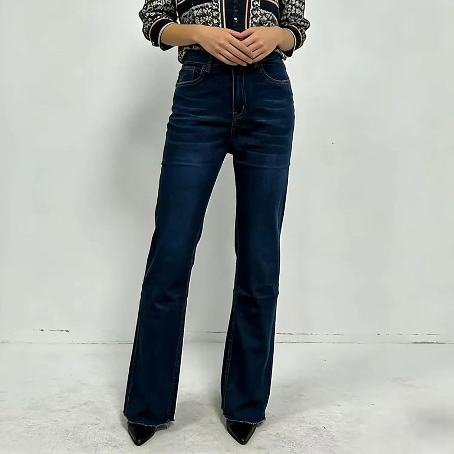Брюки джинсы bootcut для женщин petite, высокие, с прямыми штанинами — фото 3