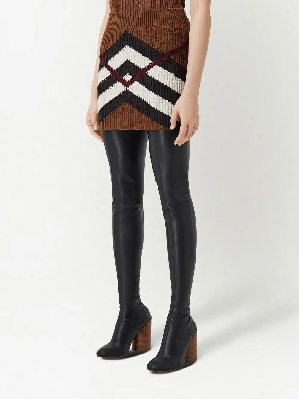 Юбка мини Burberry Chevron Check, коричневый — фото 3