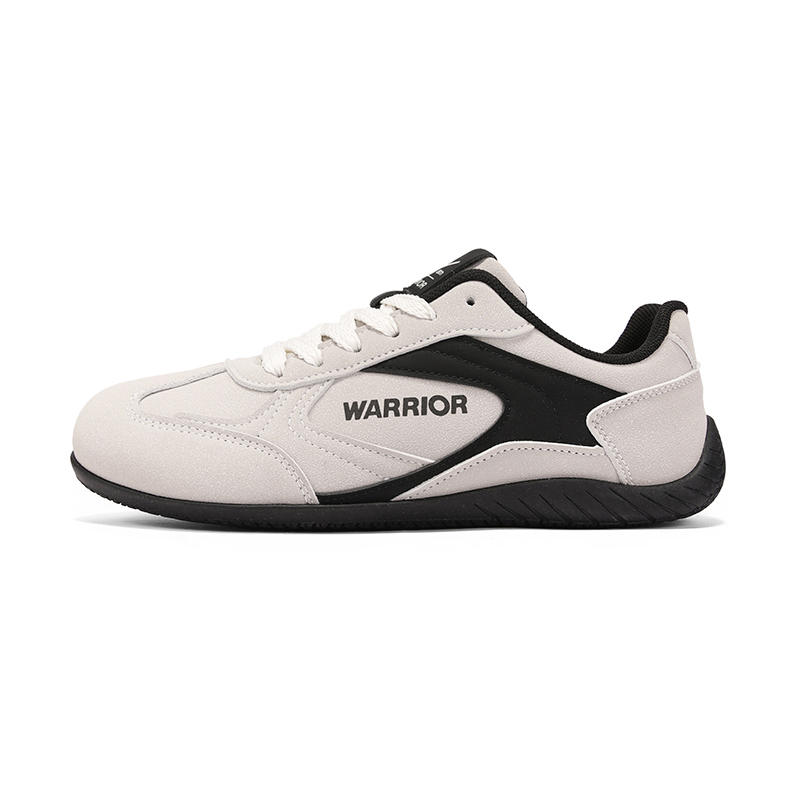 

Износостойкие и легкие низкие немецкие армейские кроссовки для мужчин WARRIOR, серый/черный