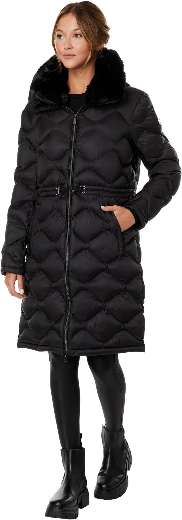 

Пуховик Michael Kors Long Diamond Quilt Puffer M426049C68, черный