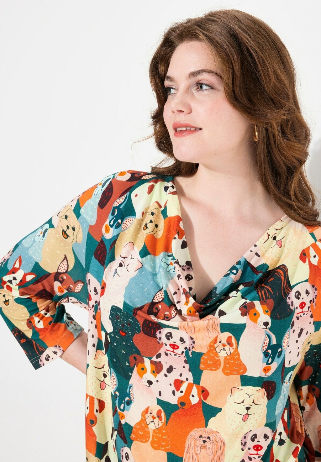 

Топ с длинными рукавами DOG PRINT WATERFALL COLLAR Ulla Popken, темно-зеленый