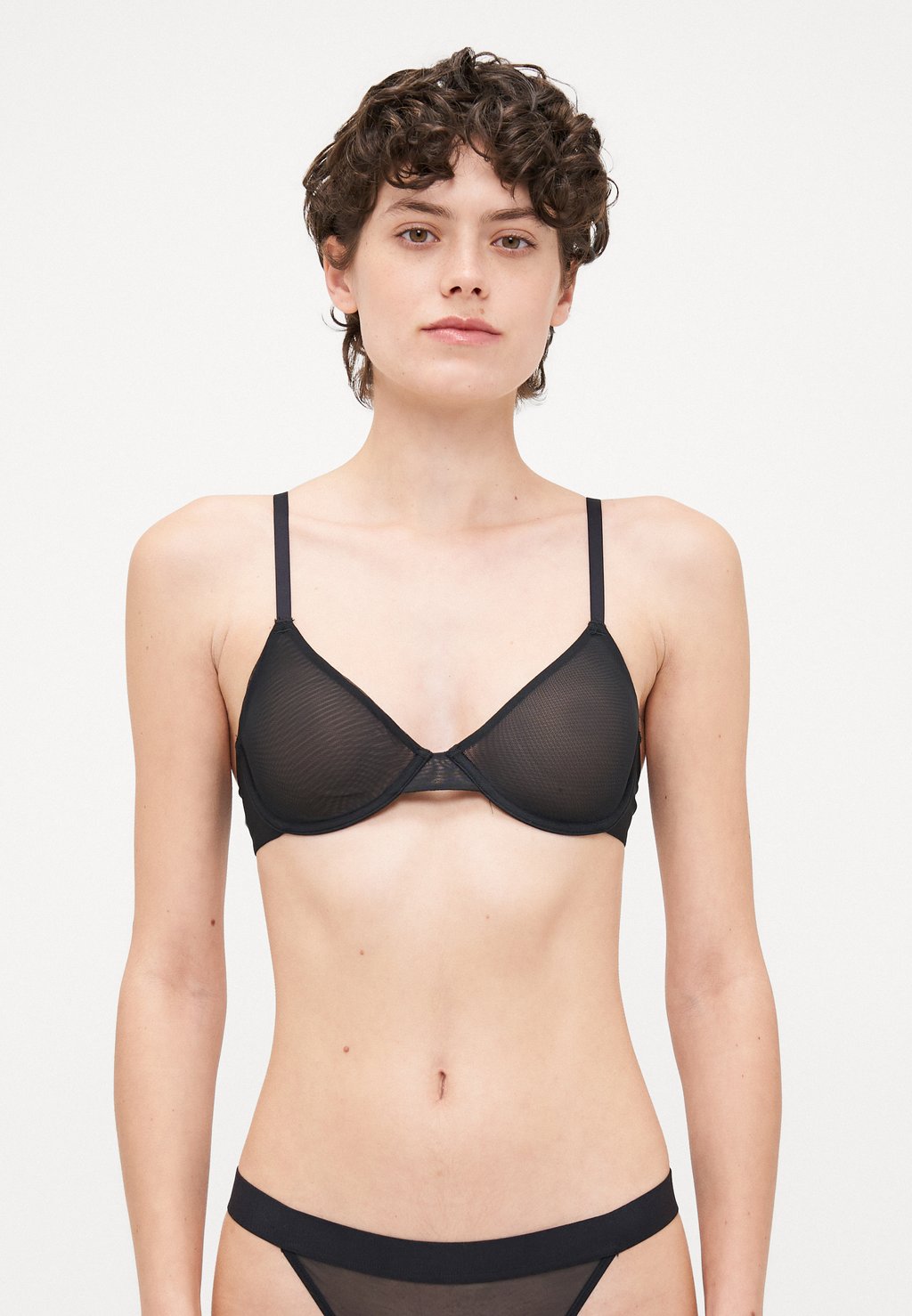 

Бюстгальтер на косточках UNLINED DEMI BRA Organic Basics, черный