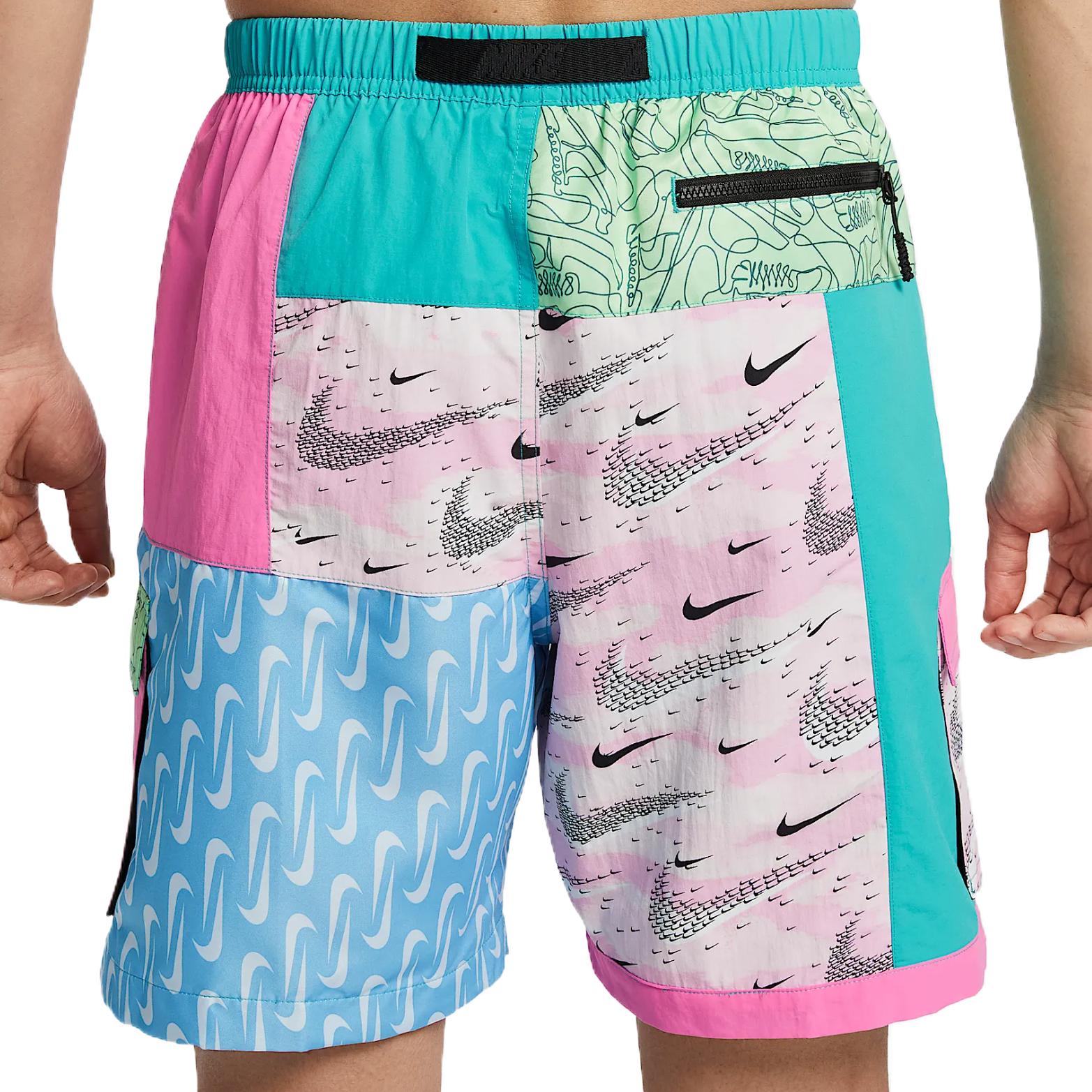 Nike Повседневные шорты мужские Cactus Green/Playful Pink/Aqua Blue — фото 2
