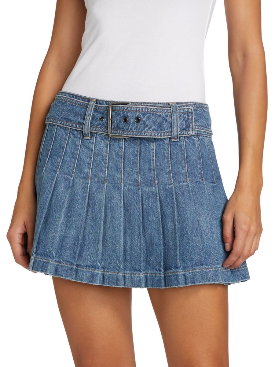 

Мини-юбка Mera из плиссированного денима с поясом Alice + Olivia, цвет Avery Blue