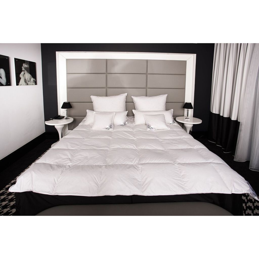 

Пуховые одеяла HS92 220х240 см 70% ПУХ - 30% ПЕРО - 1200 грамм Mayaadi Home