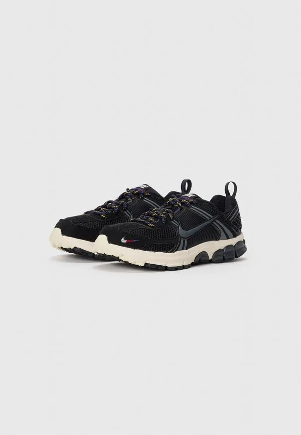Кроссовки vomero 5 Nike Sportswear, Black/Anthracite/Soft Pearl/Burgundy Crush — фото 2