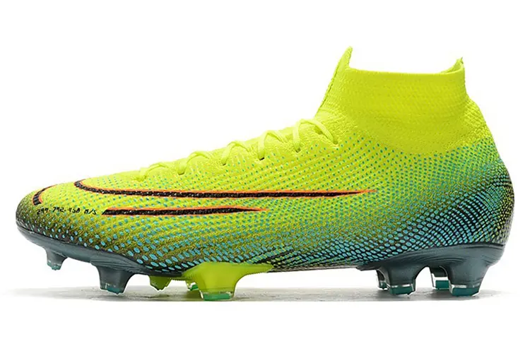 

Футбольные кроссовки унисекс Nike Mercurial Superfly 7
