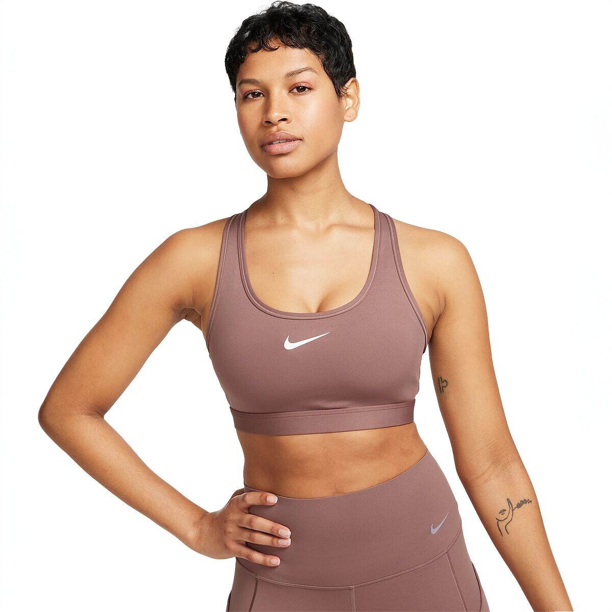 

Спортивный бюстгальтер swoosh med Nike, цвет smokey mauve/white